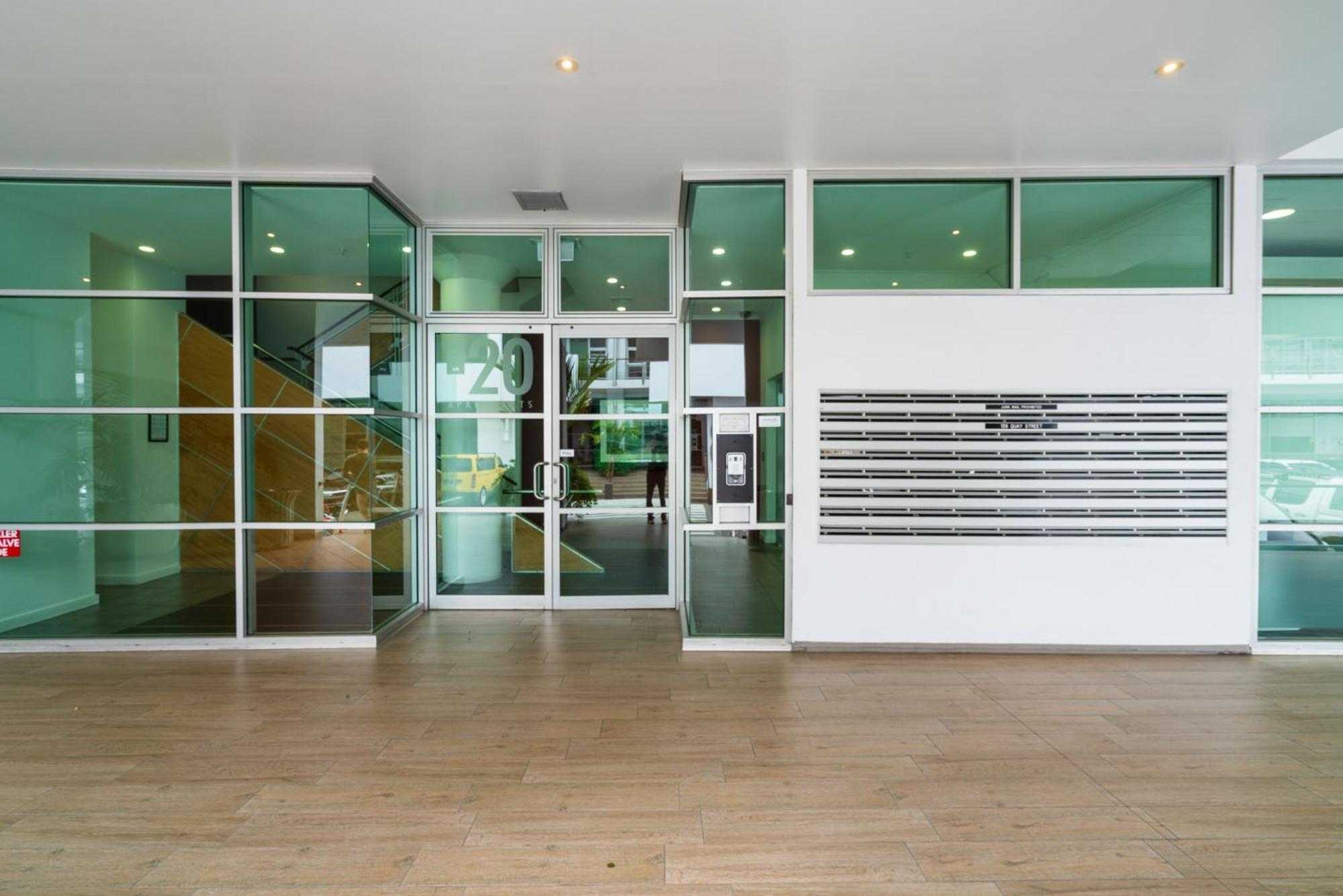 Penthouse Apartment With Stunning Harbour Views Auckland Exterior photo